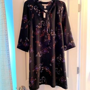 NWT! H&M size 10 oversized dress. Black and multi-colored floral pattern.
